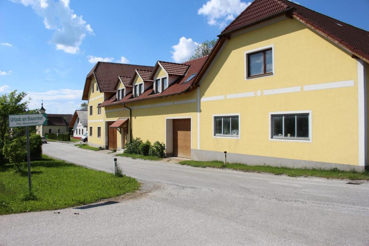 Urlaub Am Bauernhof Weichselbaum Apartment Schloss Rosenau Bagian luar foto